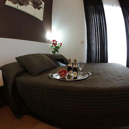 Residence Morena Roma Eksteriør bilde