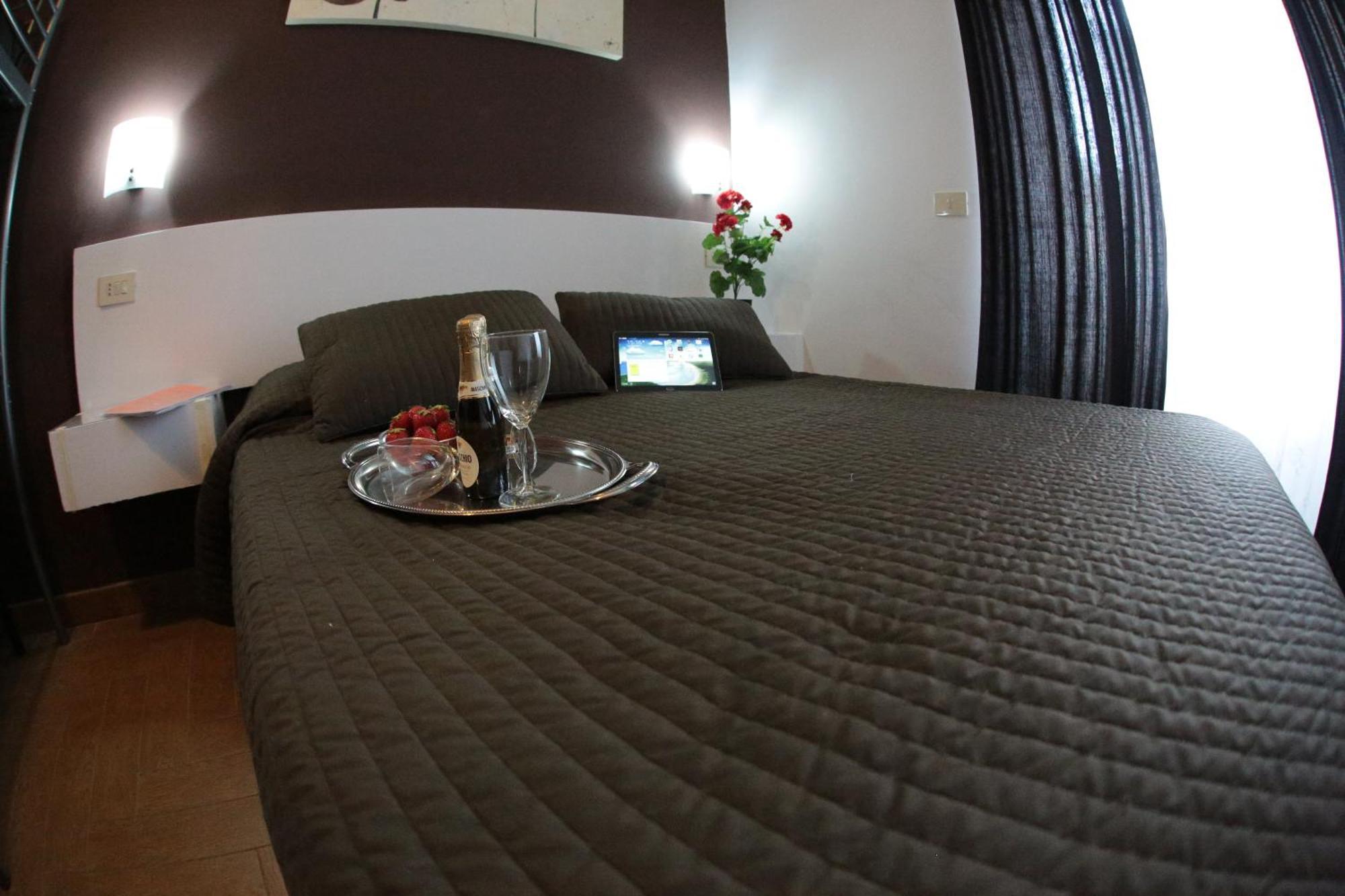 Residence Morena Roma Eksteriør bilde